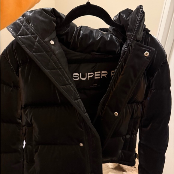 Aritzia Glossy Black Puffer Jacket - Picture 7 of 7